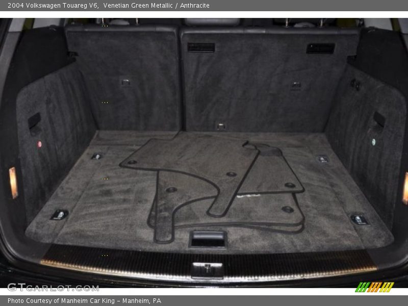 Venetian Green Metallic / Anthracite 2004 Volkswagen Touareg V6