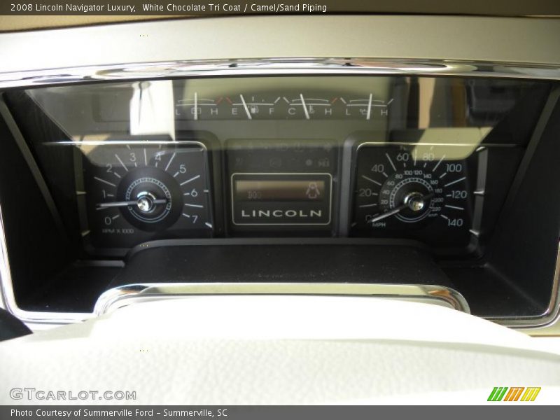 White Chocolate Tri Coat / Camel/Sand Piping 2008 Lincoln Navigator Luxury