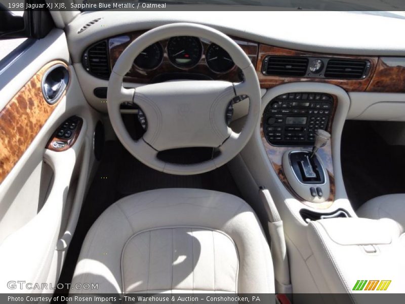 Dashboard of 1998 XJ XJ8