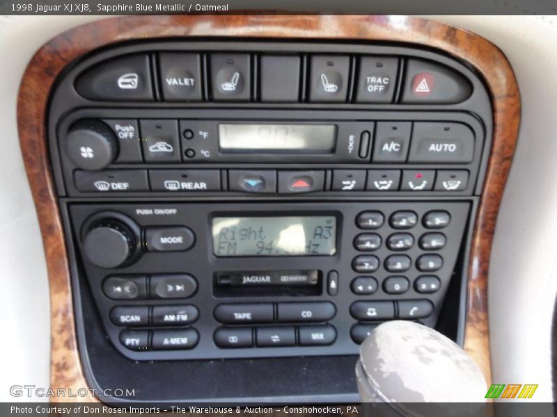 Controls of 1998 XJ XJ8
