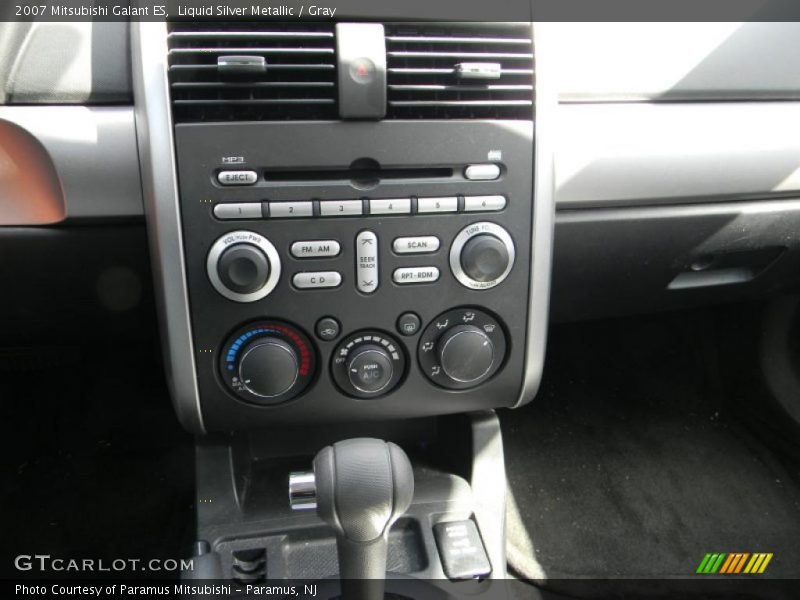 Liquid Silver Metallic / Gray 2007 Mitsubishi Galant ES