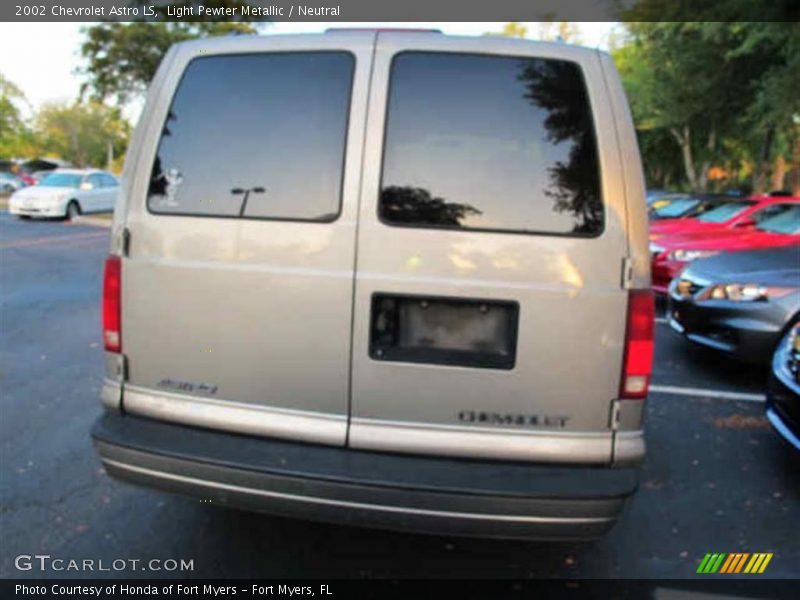 Light Pewter Metallic / Neutral 2002 Chevrolet Astro LS
