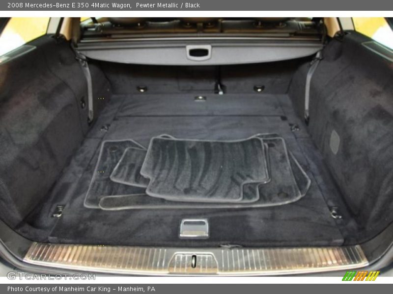  2008 E 350 4Matic Wagon Trunk