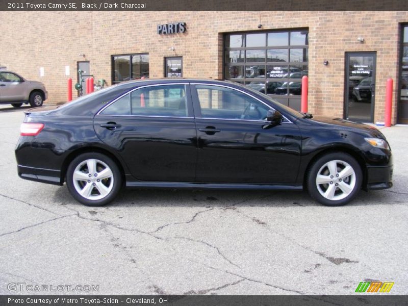 Black / Dark Charcoal 2011 Toyota Camry SE