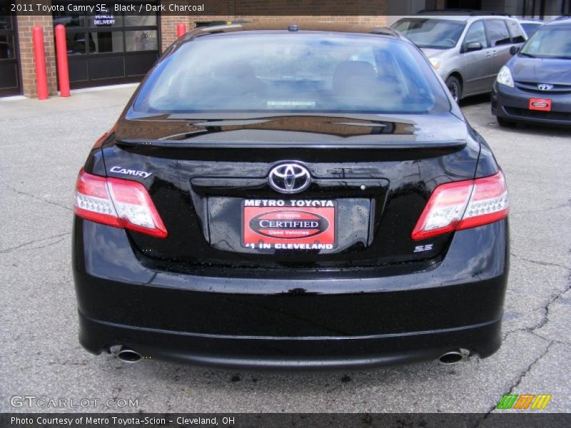 Black / Dark Charcoal 2011 Toyota Camry SE