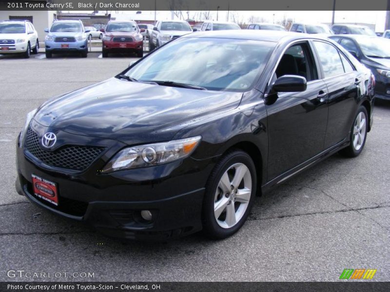 Black / Dark Charcoal 2011 Toyota Camry SE