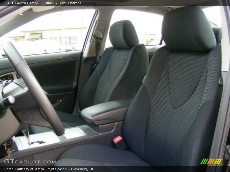 Black / Dark Charcoal 2011 Toyota Camry SE