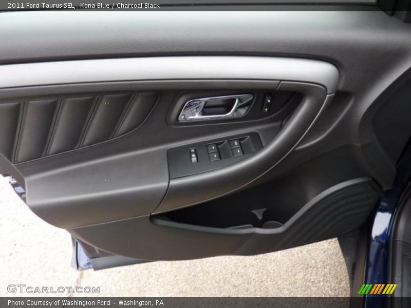Door Panel of 2011 Taurus SEL