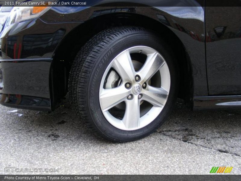 Black / Dark Charcoal 2011 Toyota Camry SE