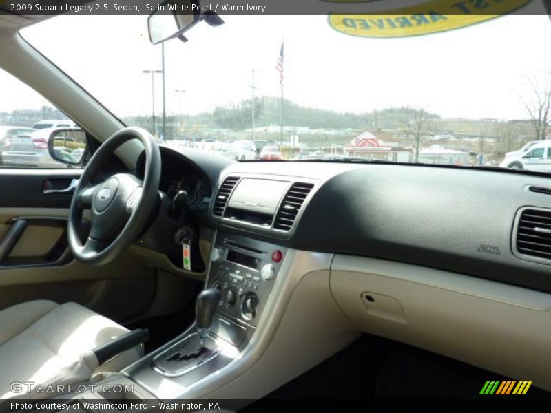 Satin White Pearl / Warm Ivory 2009 Subaru Legacy 2.5i Sedan