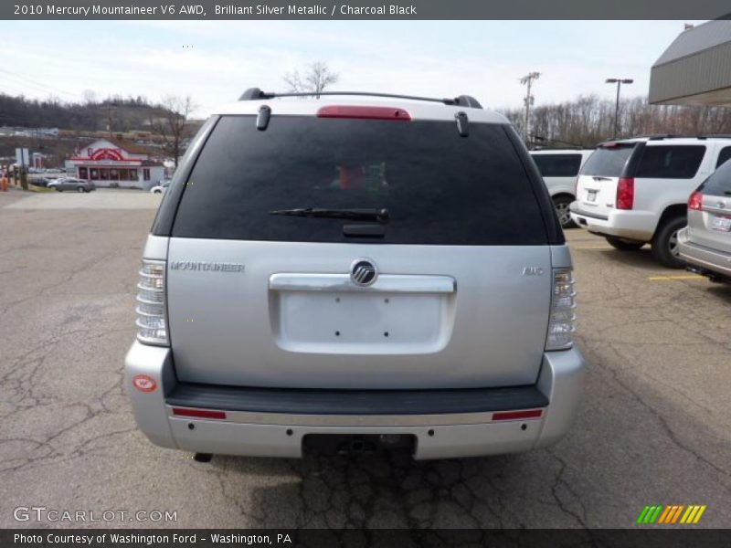 Brilliant Silver Metallic / Charcoal Black 2010 Mercury Mountaineer V6 AWD