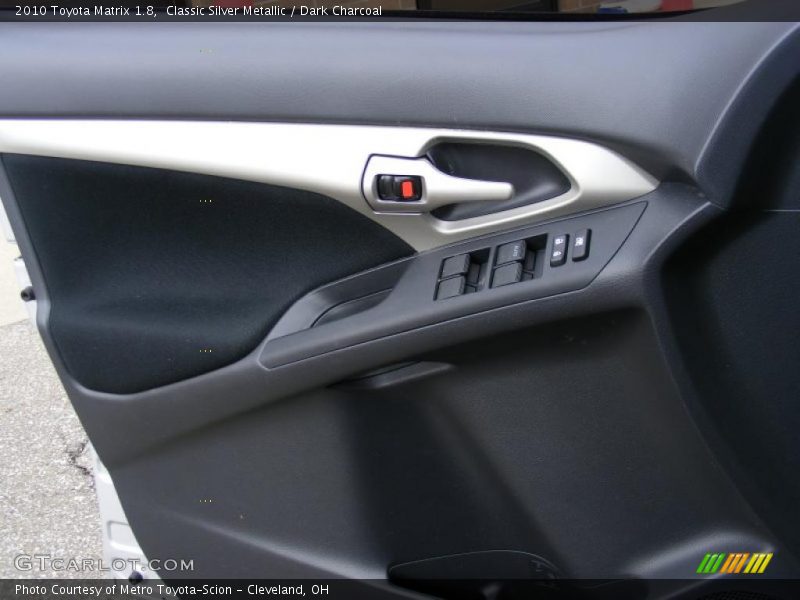 Classic Silver Metallic / Dark Charcoal 2010 Toyota Matrix 1.8