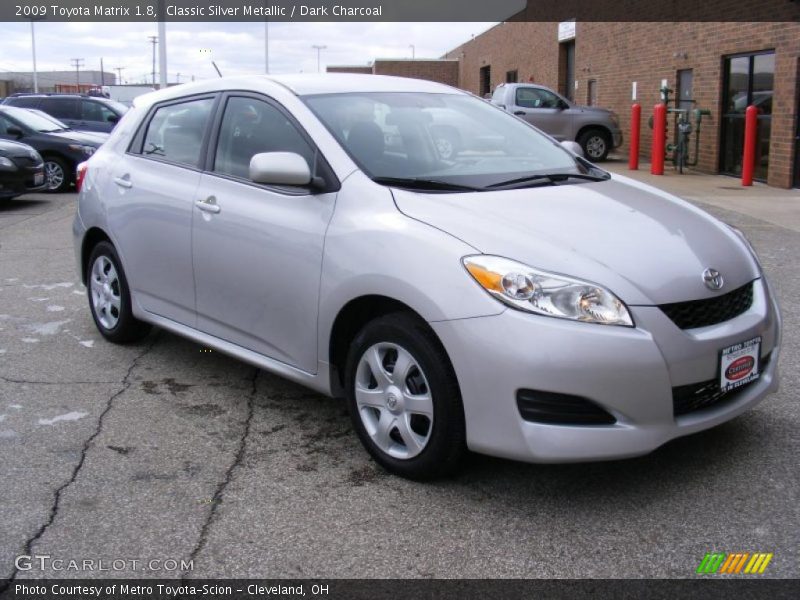 Classic Silver Metallic / Dark Charcoal 2009 Toyota Matrix 1.8