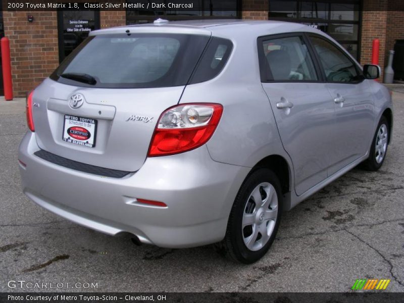 Classic Silver Metallic / Dark Charcoal 2009 Toyota Matrix 1.8