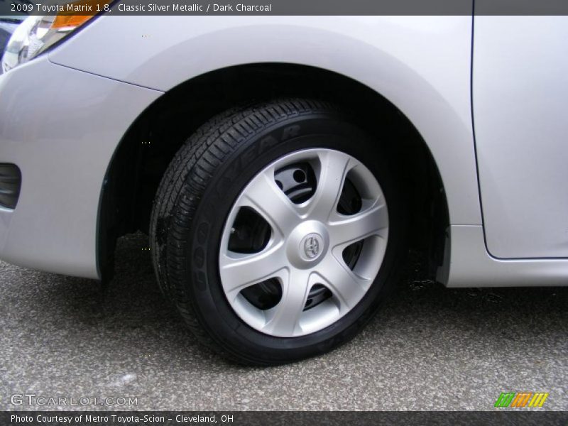 Classic Silver Metallic / Dark Charcoal 2009 Toyota Matrix 1.8
