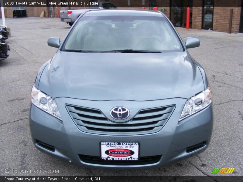 Aloe Green Metallic / Bisque 2009 Toyota Camry LE