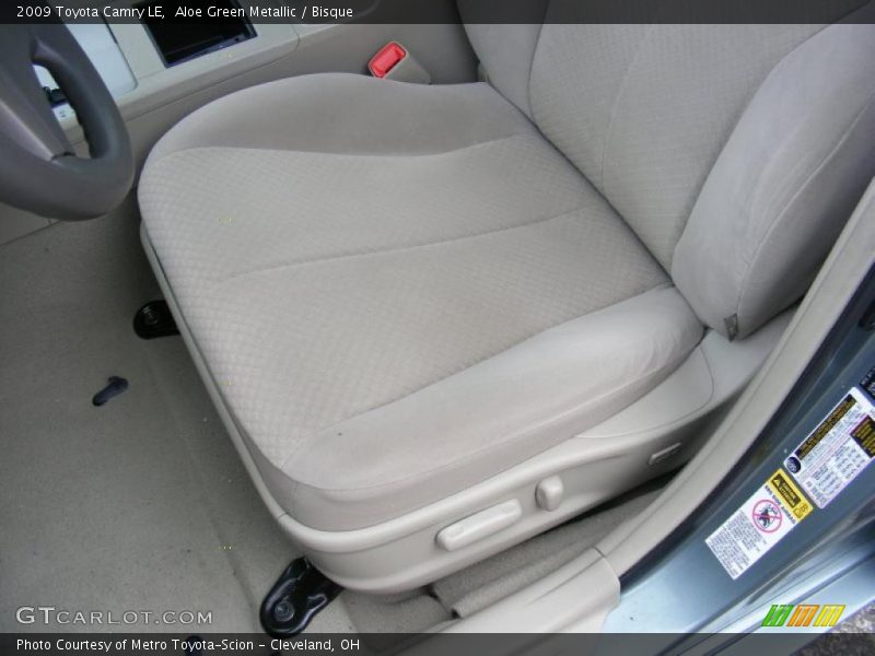 Aloe Green Metallic / Bisque 2009 Toyota Camry LE