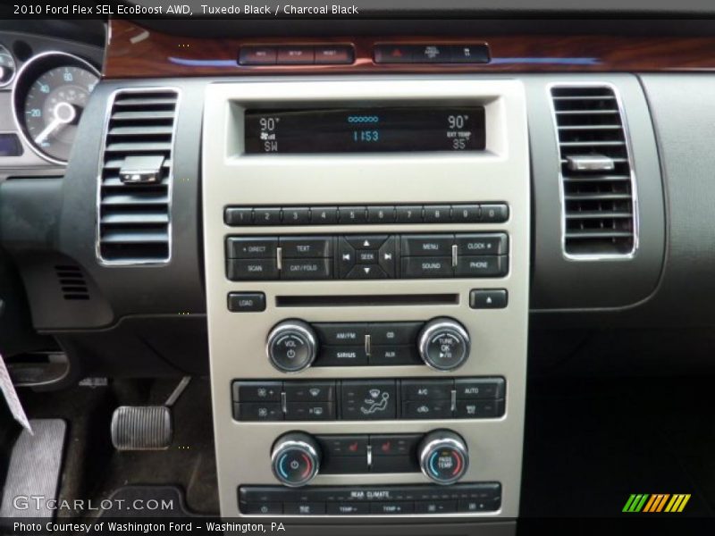 Controls of 2010 Flex SEL EcoBoost AWD