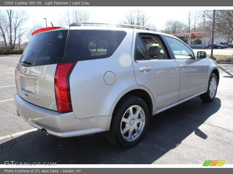 Light Platinum / Light Gray 2005 Cadillac SRX V8