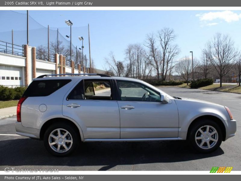 Light Platinum / Light Gray 2005 Cadillac SRX V8