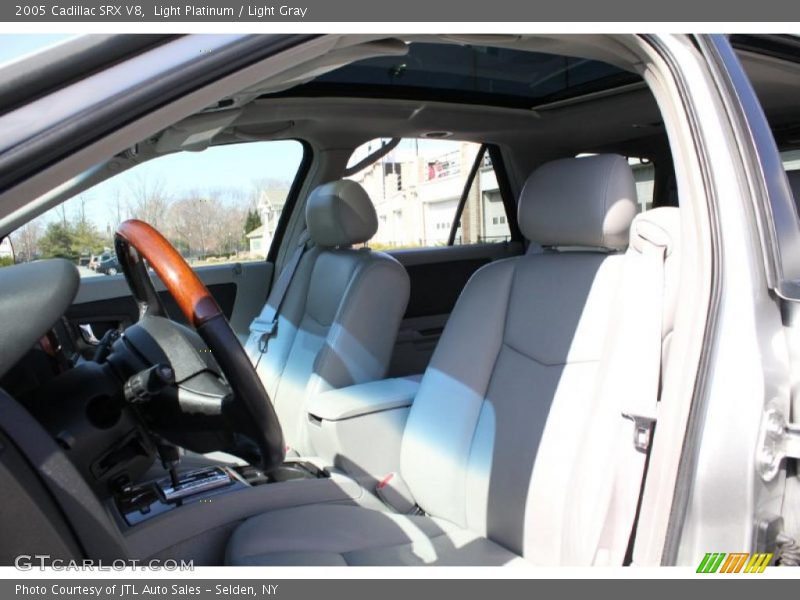 Light Platinum / Light Gray 2005 Cadillac SRX V8