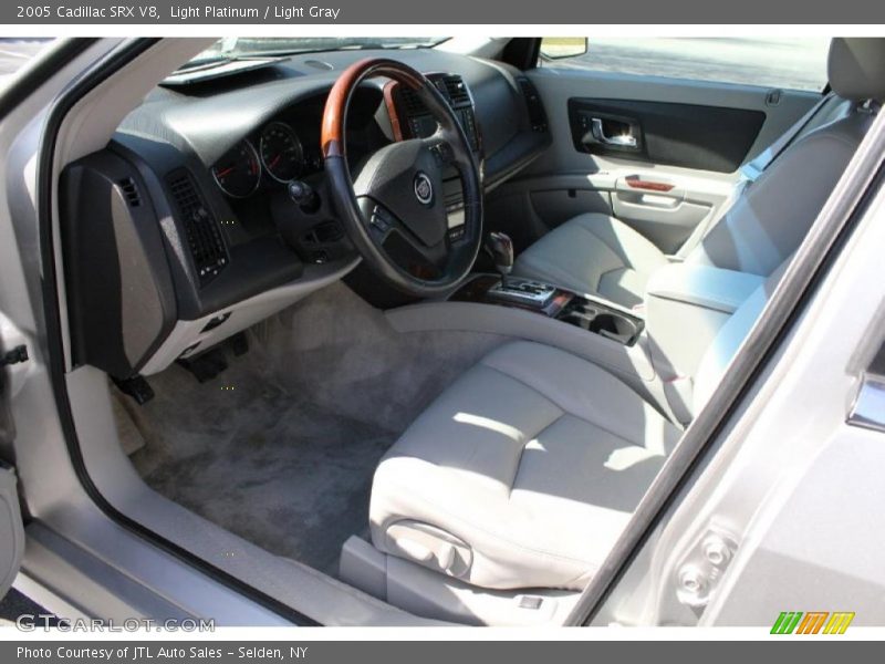 Light Platinum / Light Gray 2005 Cadillac SRX V8