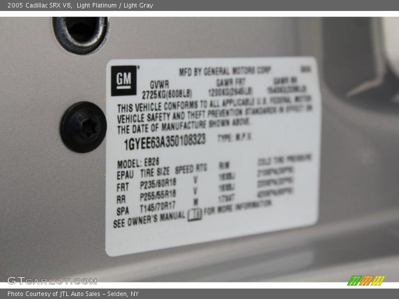 Light Platinum / Light Gray 2005 Cadillac SRX V8