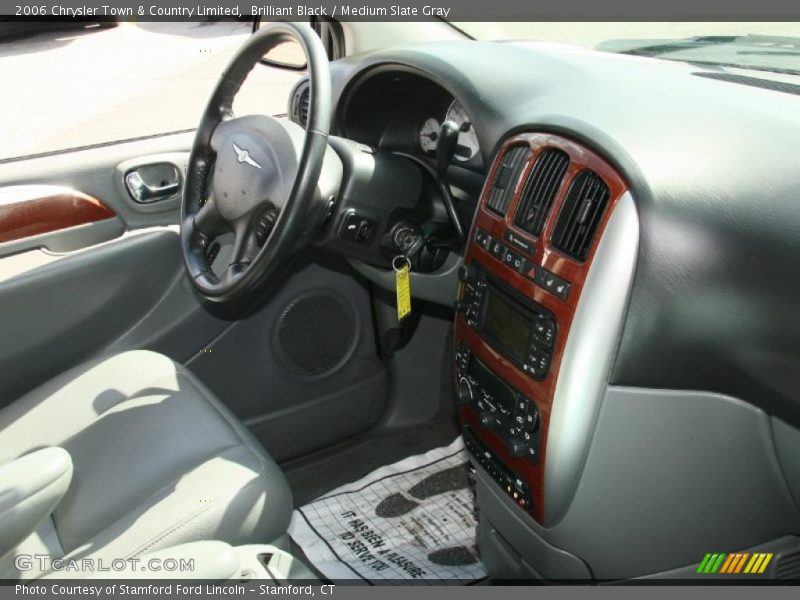 Brilliant Black / Medium Slate Gray 2006 Chrysler Town & Country Limited