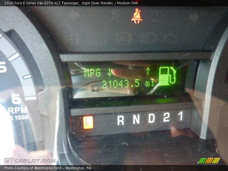 Ingot Silver Metallic / Medium Flint 2010 Ford E Series Van E350 XLT Passenger