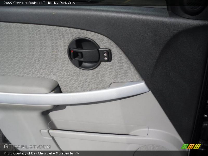 Black / Dark Gray 2009 Chevrolet Equinox LT