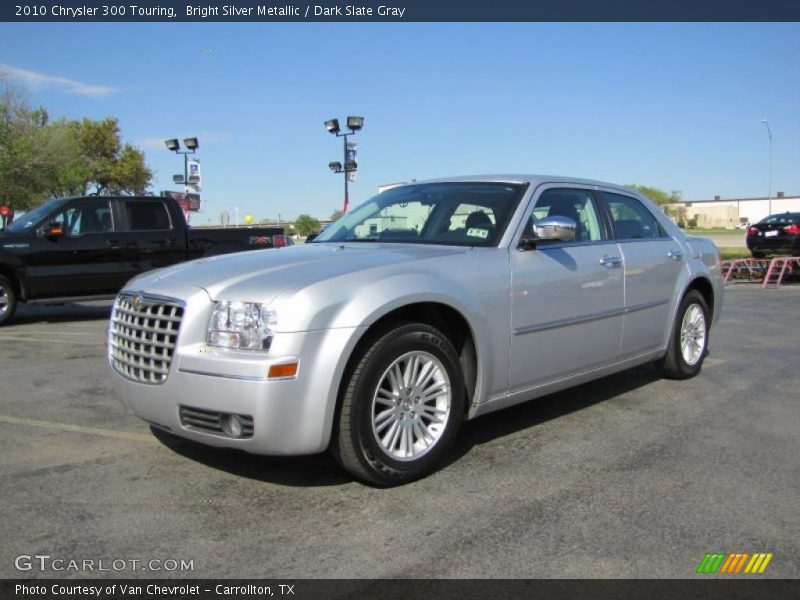Bright Silver Metallic / Dark Slate Gray 2010 Chrysler 300 Touring