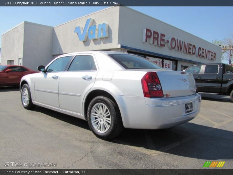 Bright Silver Metallic / Dark Slate Gray 2010 Chrysler 300 Touring