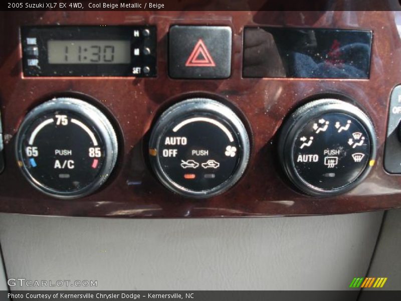 Cool Beige Metallic / Beige 2005 Suzuki XL7 EX 4WD
