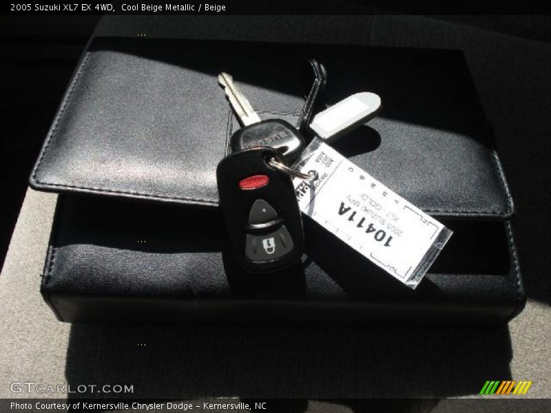 Cool Beige Metallic / Beige 2005 Suzuki XL7 EX 4WD