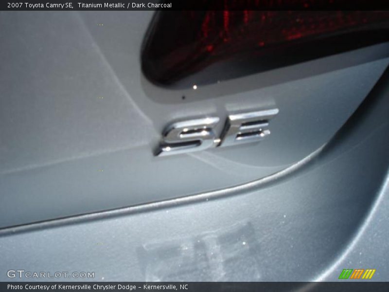 Titanium Metallic / Dark Charcoal 2007 Toyota Camry SE