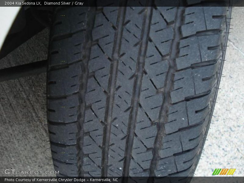 Diamond Silver / Gray 2004 Kia Sedona LX