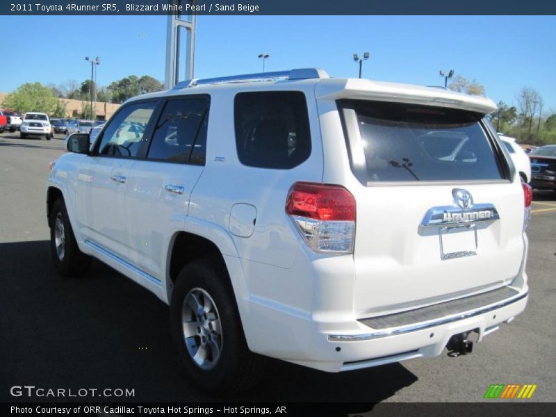 Blizzard White Pearl / Sand Beige 2011 Toyota 4Runner SR5