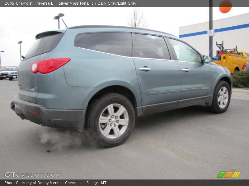 Silver Moss Metallic / Dark Gray/Light Gray 2009 Chevrolet Traverse LT