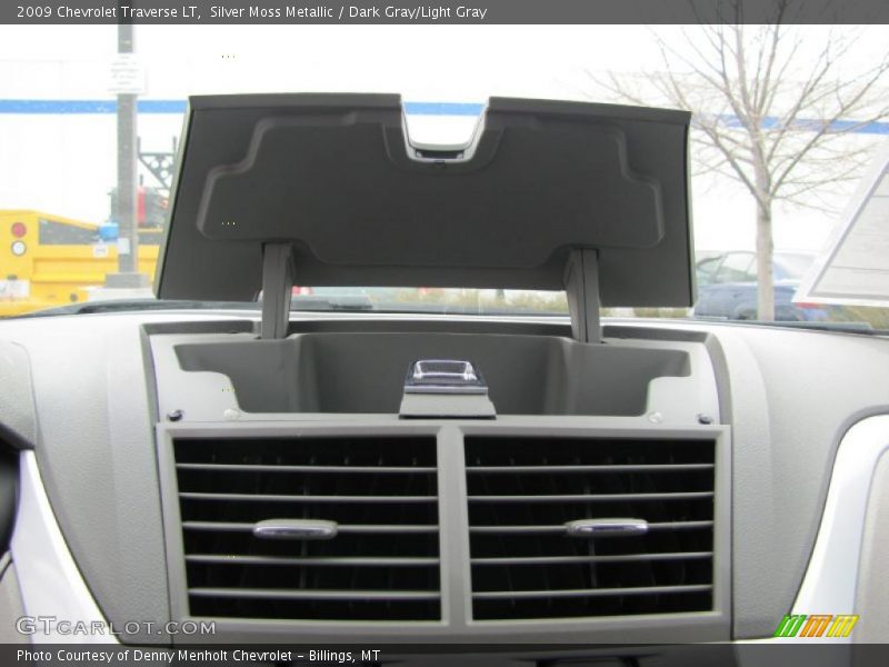 Silver Moss Metallic / Dark Gray/Light Gray 2009 Chevrolet Traverse LT