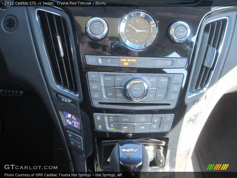 Controls of 2011 CTS -V Sedan