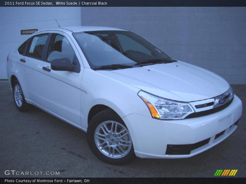 White Suede / Charcoal Black 2011 Ford Focus SE Sedan