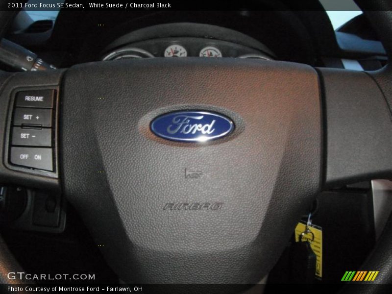 White Suede / Charcoal Black 2011 Ford Focus SE Sedan