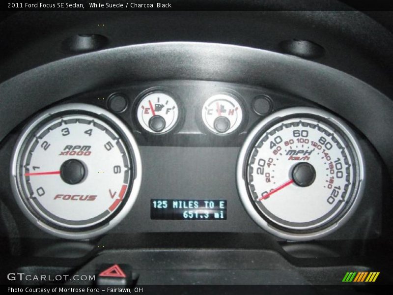 White Suede / Charcoal Black 2011 Ford Focus SE Sedan