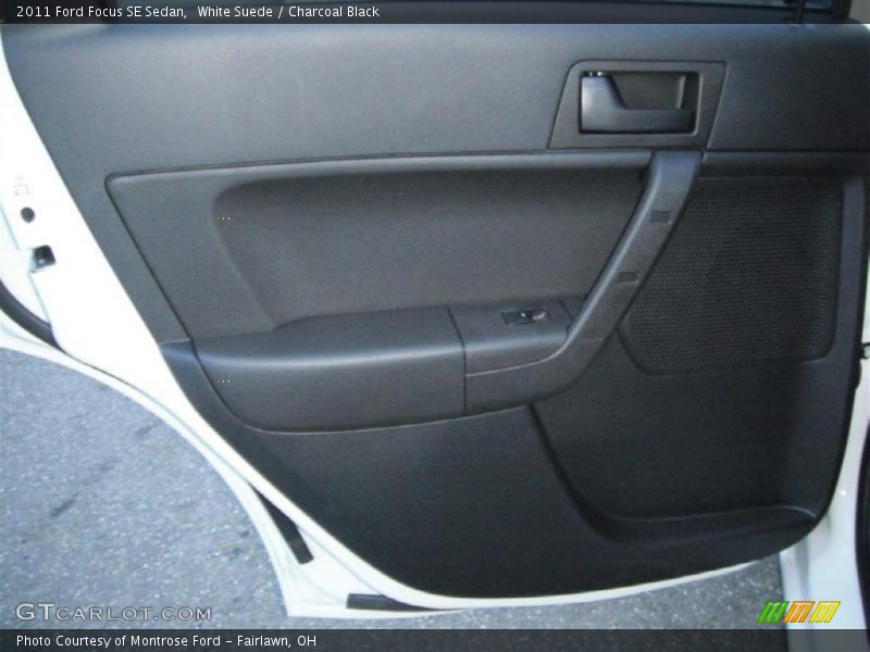 White Suede / Charcoal Black 2011 Ford Focus SE Sedan