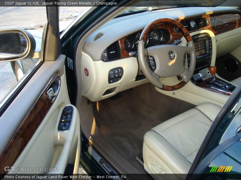 Jaguar Racing Green Metallic / Champagne 2007 Jaguar XJ XJ8