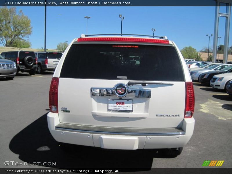 White Diamond Tricoat / Cashmere/Cocoa 2011 Cadillac Escalade Luxury