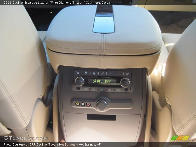 White Diamond Tricoat / Cashmere/Cocoa 2011 Cadillac Escalade Luxury