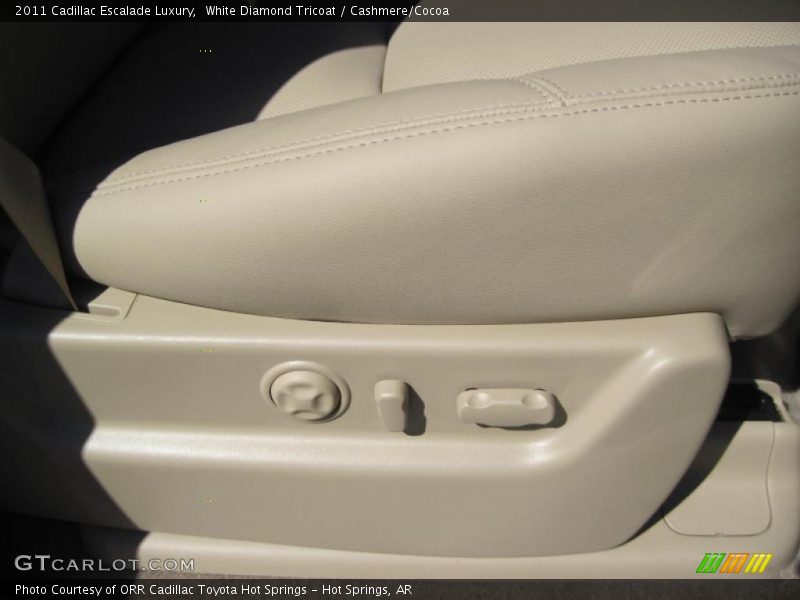White Diamond Tricoat / Cashmere/Cocoa 2011 Cadillac Escalade Luxury