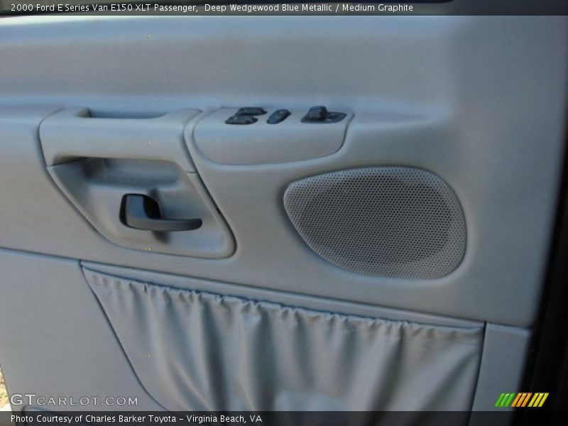 Deep Wedgewood Blue Metallic / Medium Graphite 2000 Ford E Series Van E150 XLT Passenger