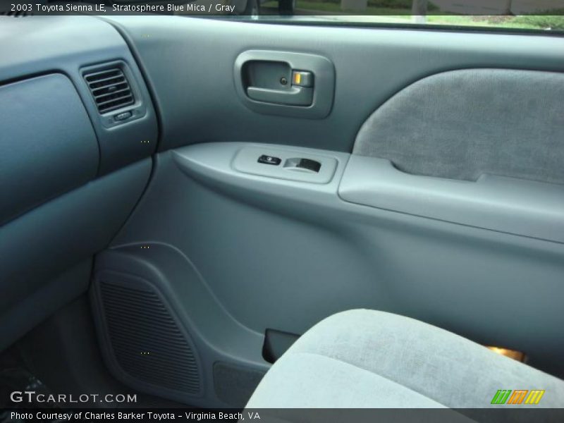 Stratosphere Blue Mica / Gray 2003 Toyota Sienna LE